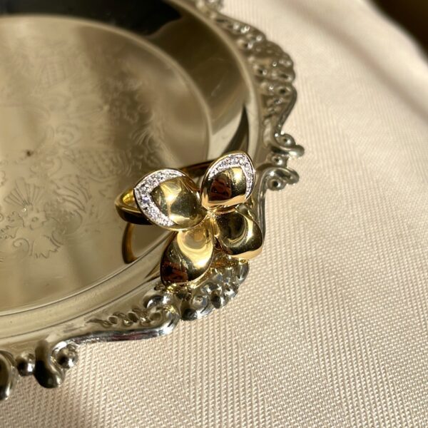 9ct Gold Diamond Set Flower Dress Ring
