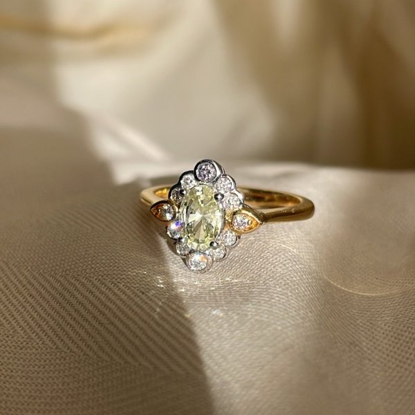 18ct Gold Lemon Sapphire & Diamond Ring