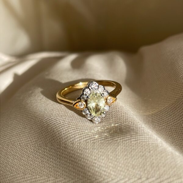 18ct Gold Lemon Sapphire & Diamond Ring
