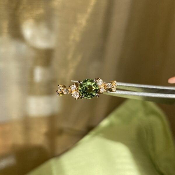 9ct Gold Green Tourmaline & Diamond Ring