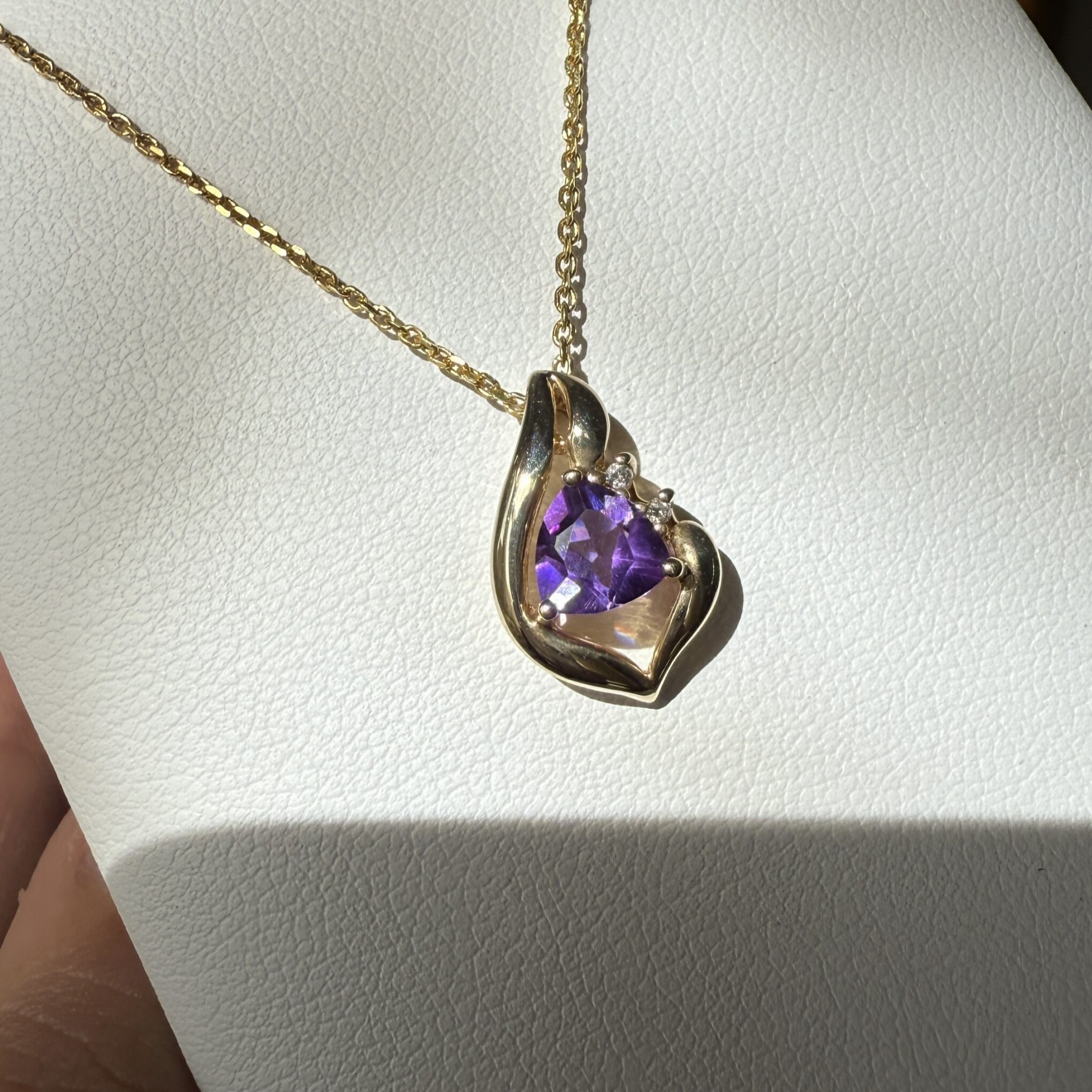 9ct Gold Amethyst & Diamond Pendant