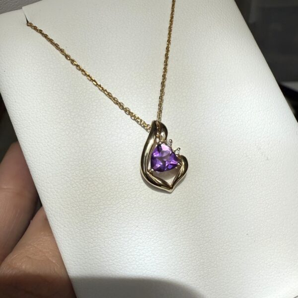 9ct Gold Amethyst & Diamond Pendant