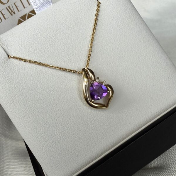 9ct Gold Amethyst & Diamond Pendant