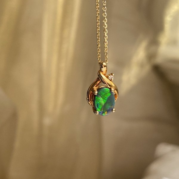 18ct Gold 1.30ct Lightning Ridge Opal & Diamond Pendant