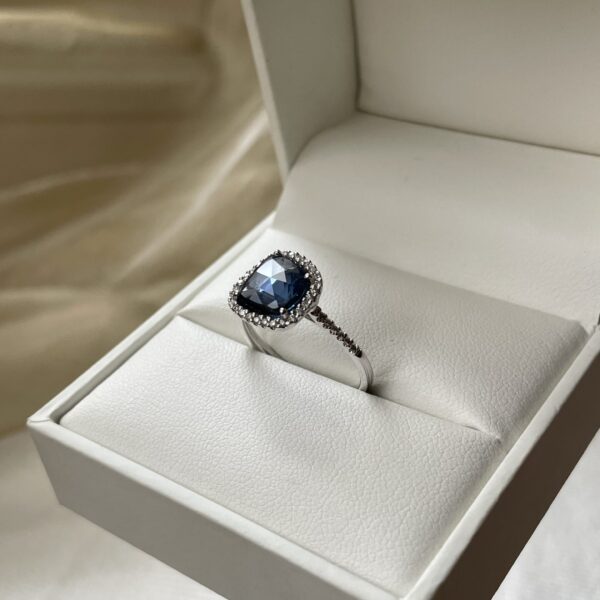 18ct White Gold 2.16ct Sapphire & Diamond Ring