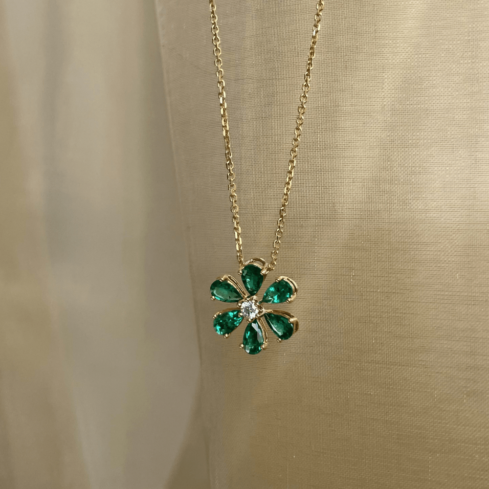 18ct Gold Emerald & Diamond Flower Pendant