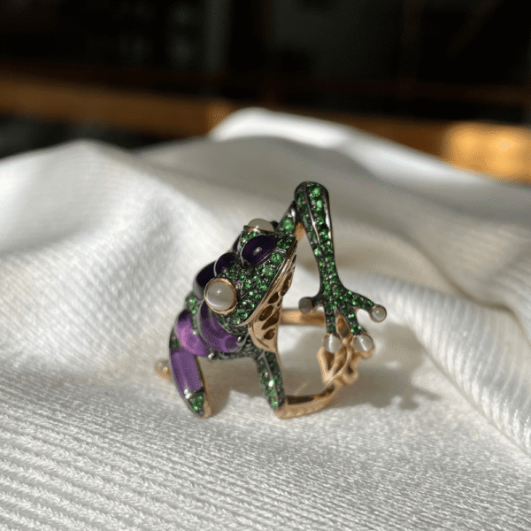 18ct Rose Gold Tsavorite, Amethyst & Cat's Eye Frog Ring