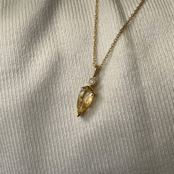9ct Gold Citrine & Diamond Pendant
