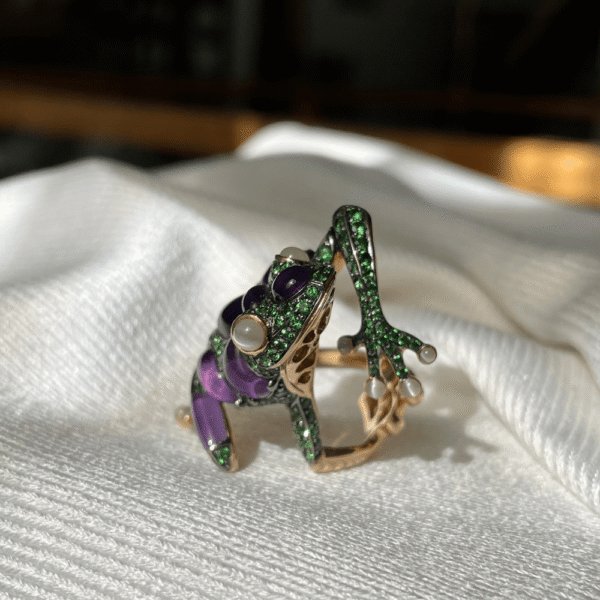 18ct Rose Gold Tsavorite, Amethyst & Cat's Eye Frog Ring