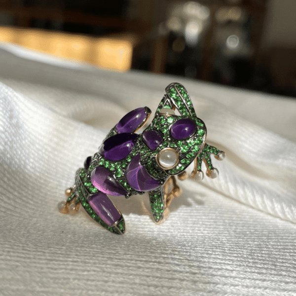 18ct Rose Gold Tsavorite, Amethyst & Cat's Eye Frog Ring