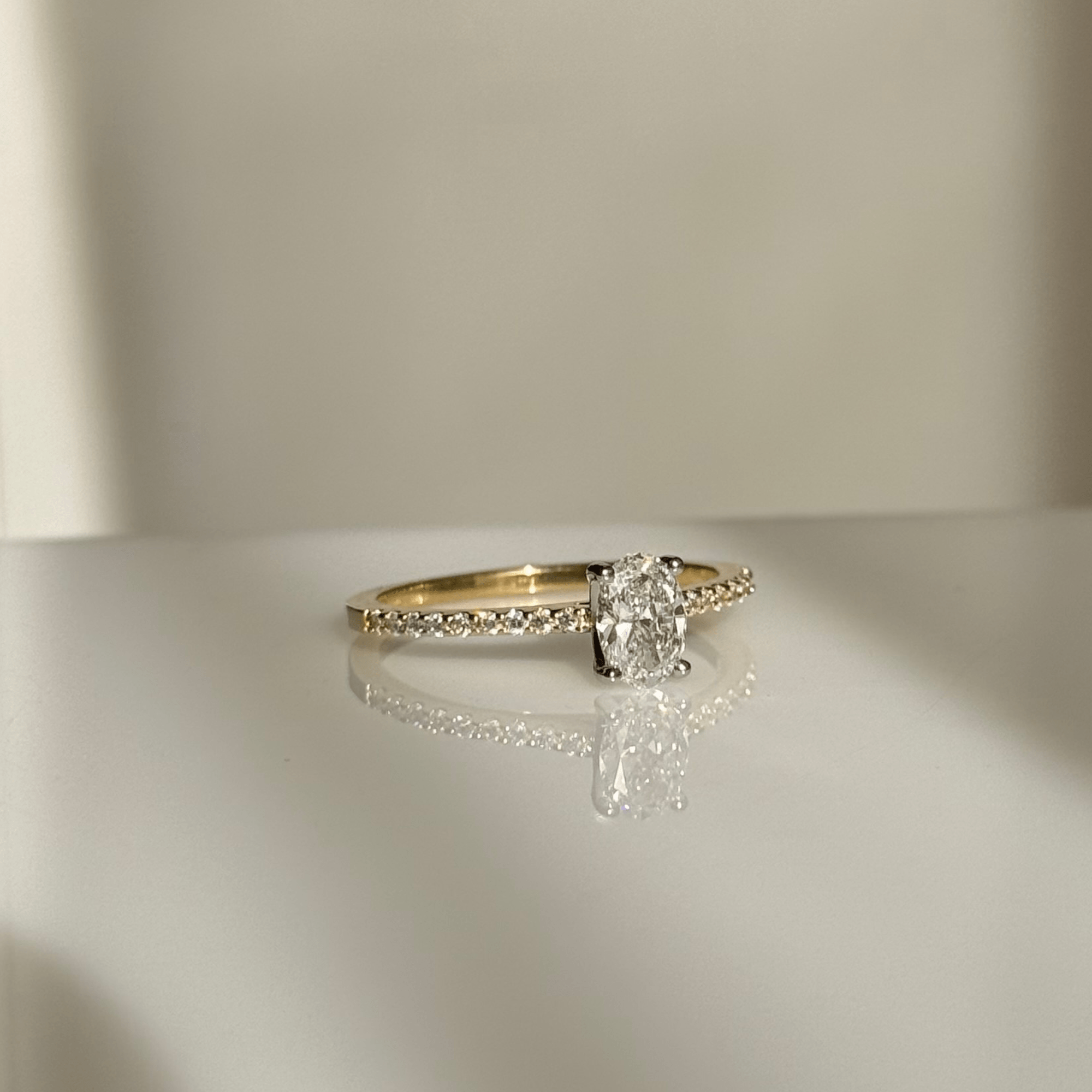 18ct Gold & Platinum Oval Diamond Engagement Ring with Diamond Shoulders