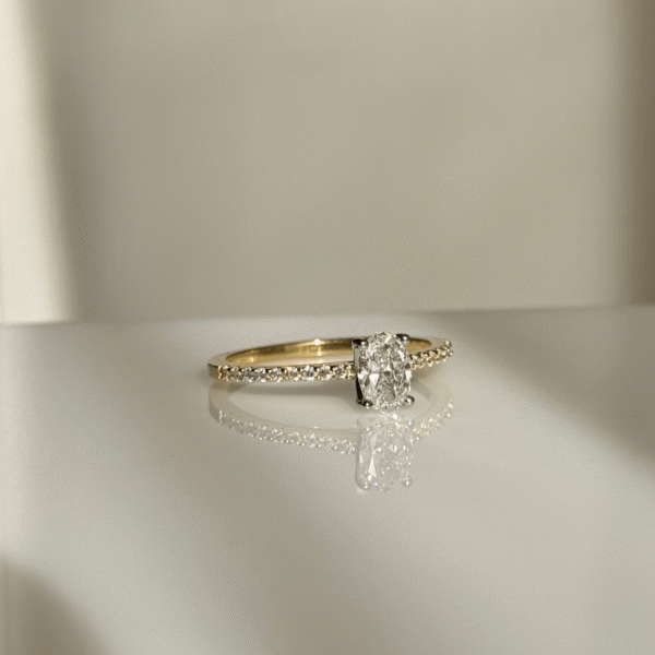 18ct Gold & Platinum Oval Diamond Engagement Ring with Diamond Shoulders