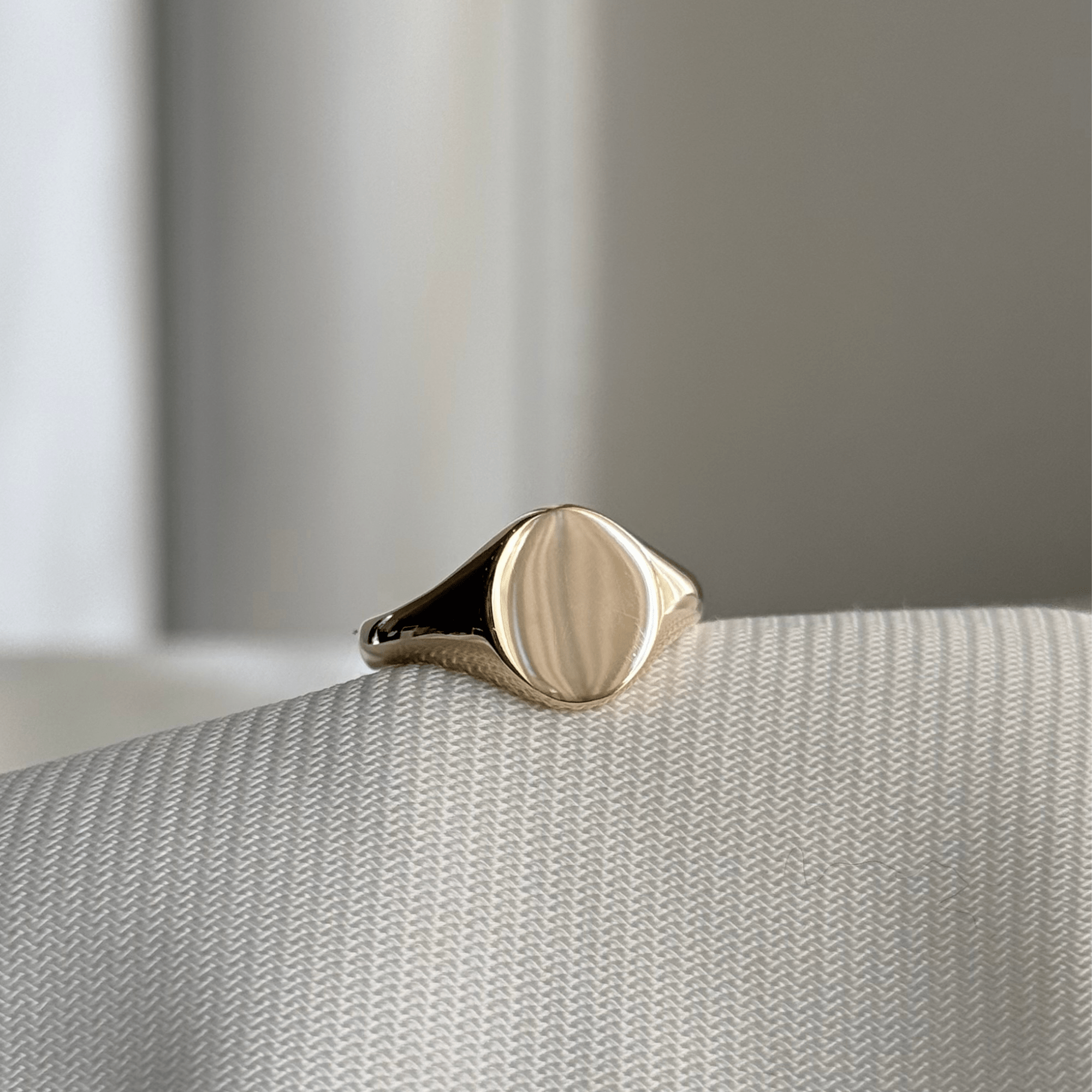 9ct Gold Plain Oval Signet Ring