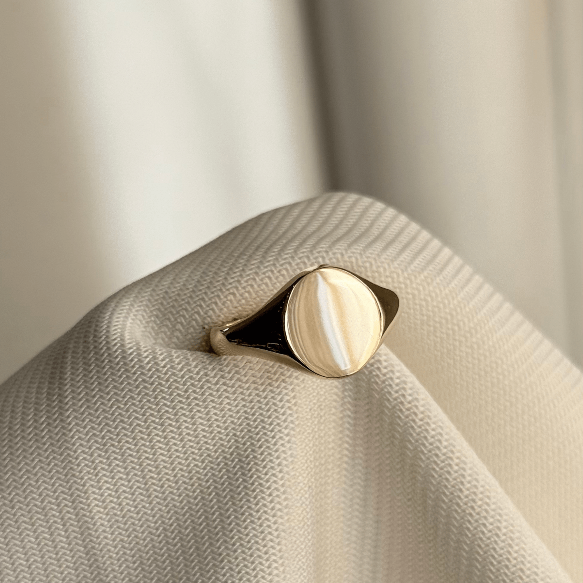 9ct Gold Plain Oval Signet Ring