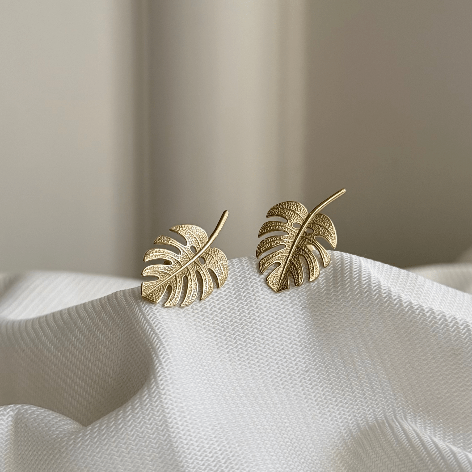 9ct Gold Monstera Leaf Studs