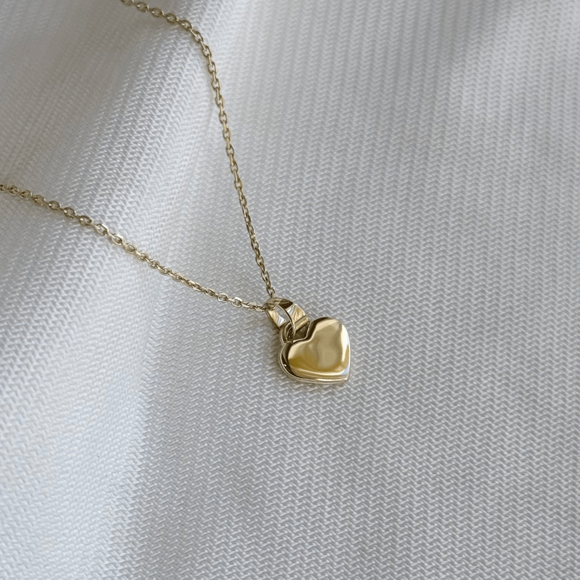 9ct Gold Mini Heart Pendant