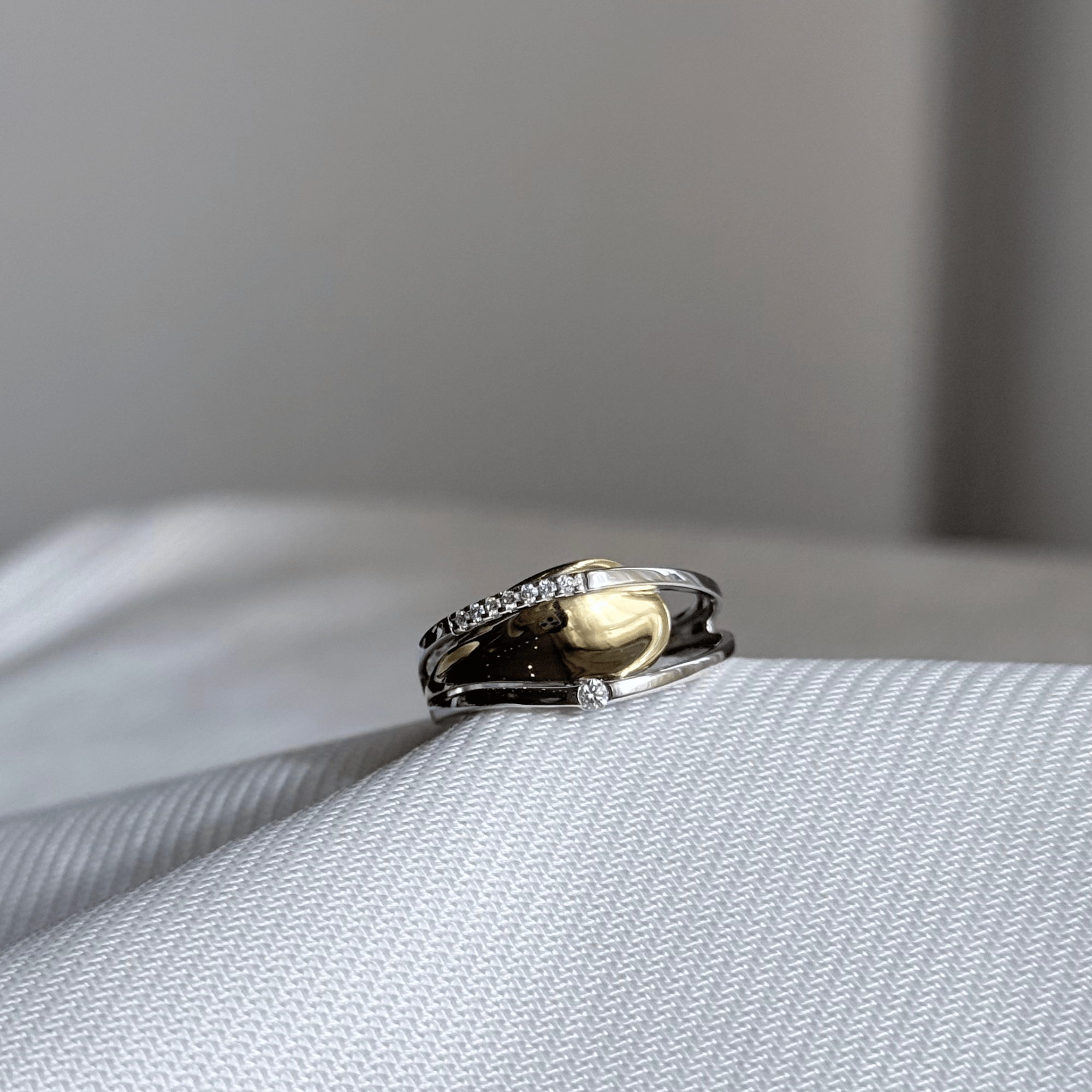9ct 2-Tone Diamond Set Dress Ring