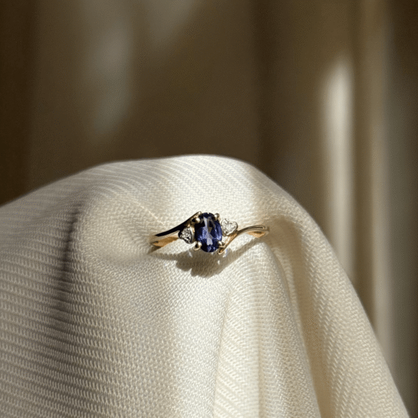 9ct Gold Iolite Ring with side diamonds ring