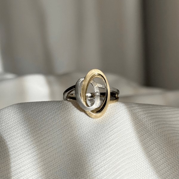 9ct 2 Tone Diamond Set Oval Ring