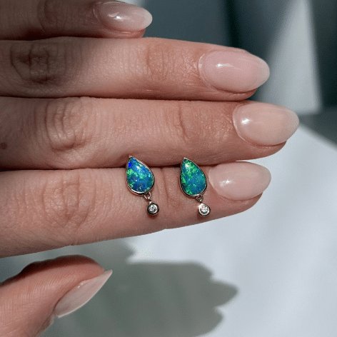9ct Yellow Gold Solid Tear Drop Crystal Opal Studs