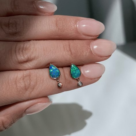 9ct Yellow Gold Solid Tear Drop Crystal Opal Studs