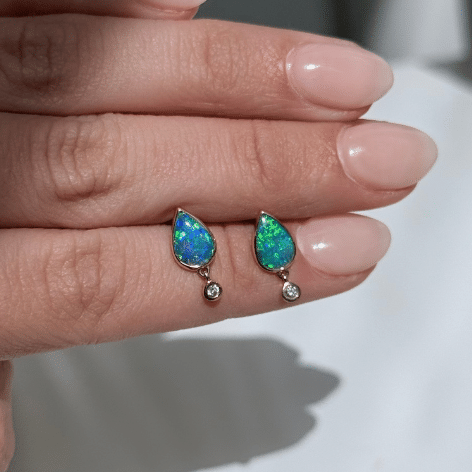 9ct Yellow Gold Solid Tear Drop Crystal Opal Studs
